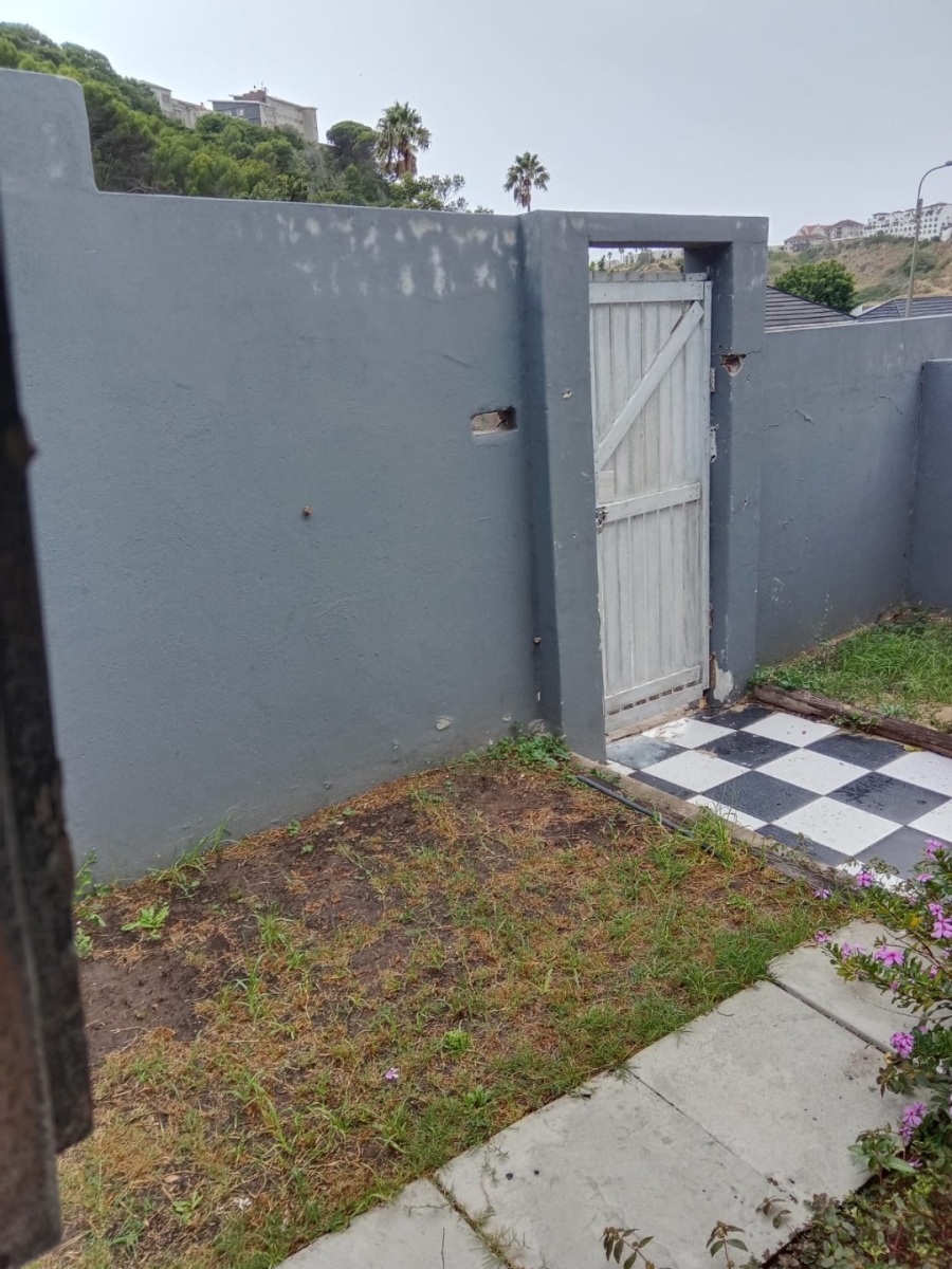 2 Bedroom Property for Sale in South End Eastern Cape